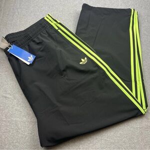adidas Originals men’s adiColor Woven Drill Track Pants Men's